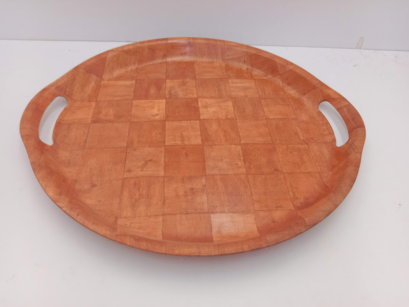 WOODEN ROUND 2169